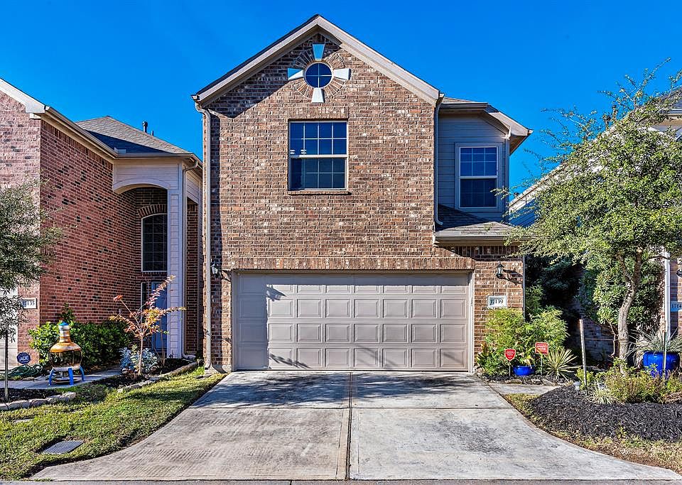 1st image of 17139 Amarose Dr