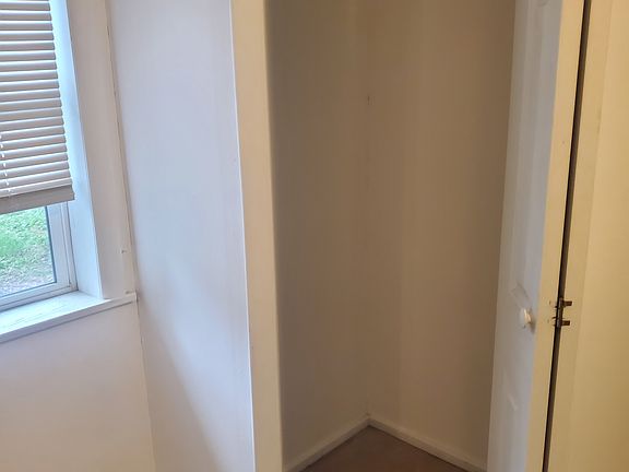 4th image of 51 Pompano Ave #2