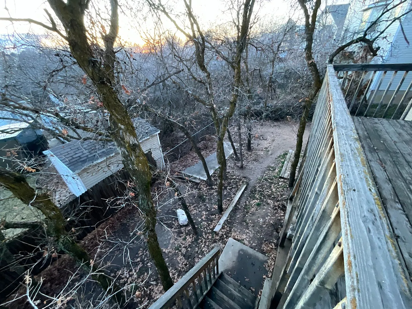5 bedroom 3 1/2 home 2 car garage Dog Friendly — Photo 4