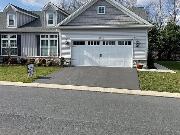 5545 Mendenhall Dr, Mechanicsburg, PA 17050