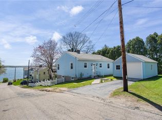 11 Morningside Ln, Portsmouth, RI 02871