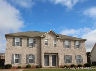 312 S Square Dr, Winterville, NC 28590