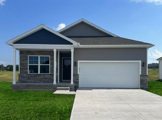 3565 Paradise Ln, Waukee, IA 50263