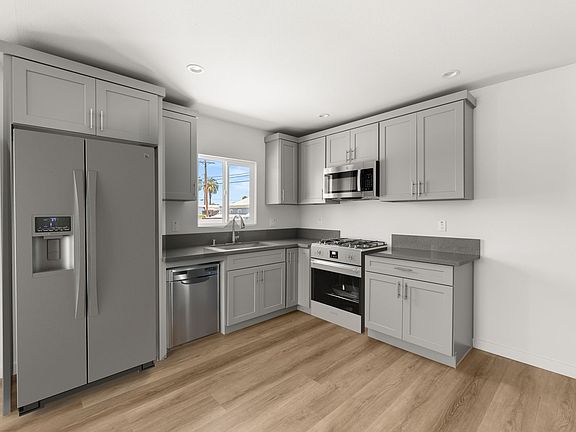 3rd image of 4700 S Gramercy Pl #4700