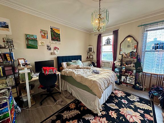 4th image of 25-31 21st St Unit 2F