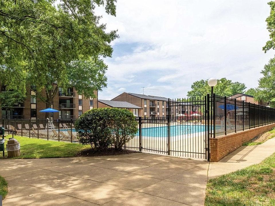 2nd image of 9709 Kings Crown Ct APT 2
