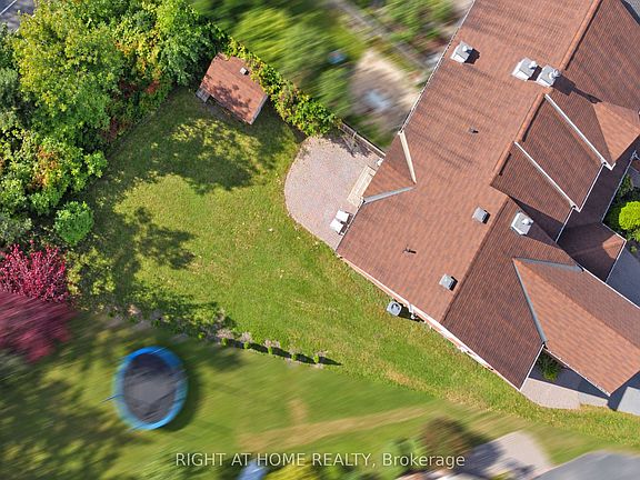 2nd image of 24 Harrington Ct