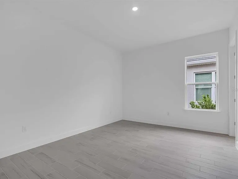 10176 Silent Night Ln — Photo 22