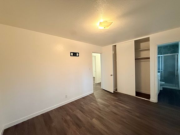 5th image of 12102 SE 70th St