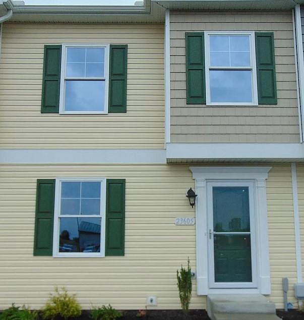 1st image of 23605 Linkside Dr