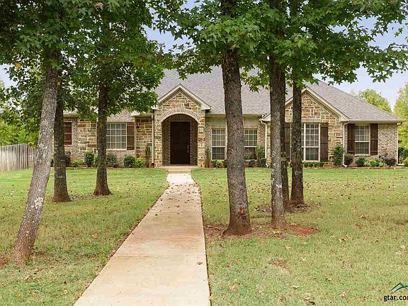 3rd image of 474 Oak Grove Way
