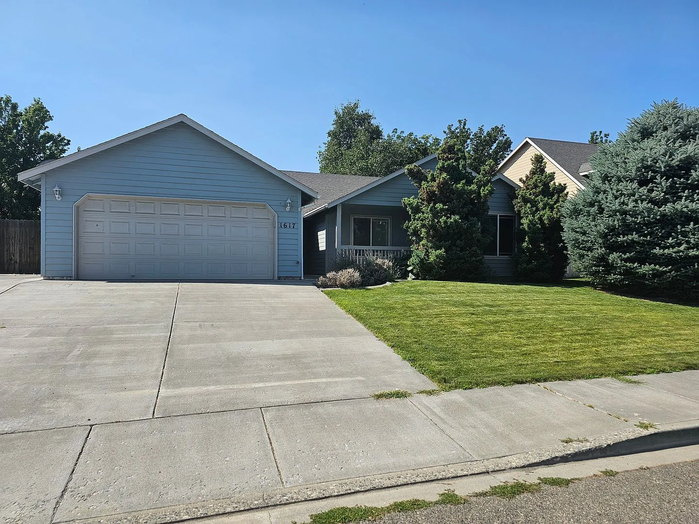 South Kennewick Rambler in Pheasant Run MLS#295627 — Photo 1