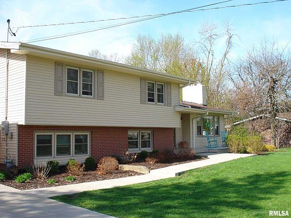 5th image of 398 Knollcrest Dr