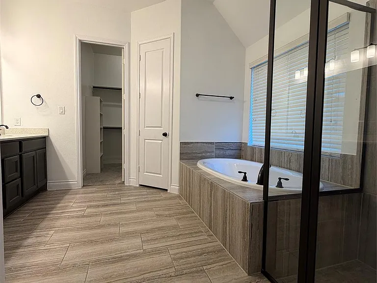 3319 Sky Run Ct — Photo 33