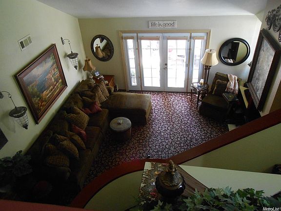 3rd image of 2930 Driftwood Pl APT 21
