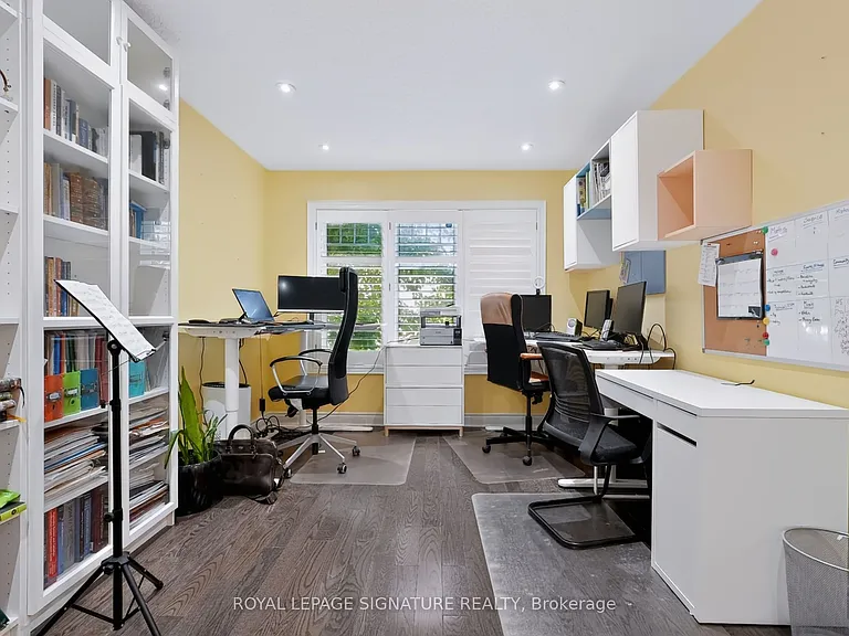 10 Clockwork Ln — Photo 38