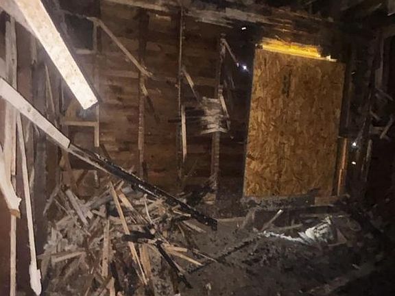 5th image of 4214 Springdale Ave