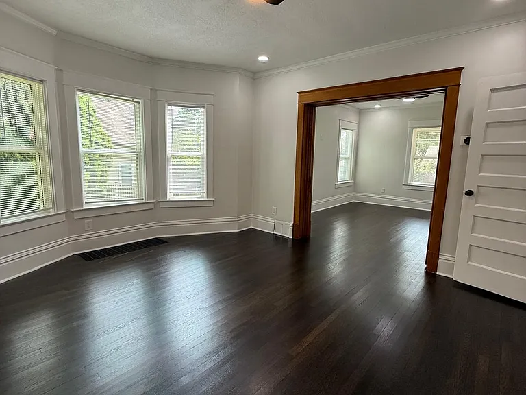 4125 State Line Rd — Photo 26