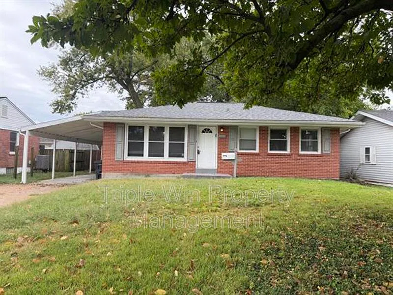 740 Crowder Dr
