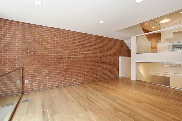 Rented by Citi Habitats | media 16