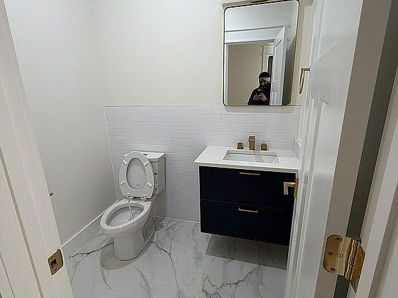 5th image of 1433 Clubhouse Ln