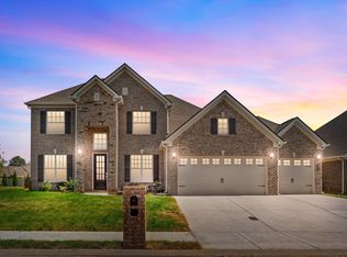 707 Kirk Ln, Murfreesboro, TN 37128
