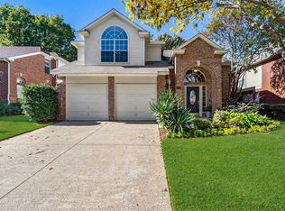 1711 Foxchase Ln, Grapevine, TX 76051