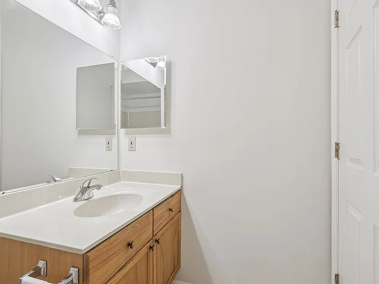 Autumn Park Apartments — Photo 50