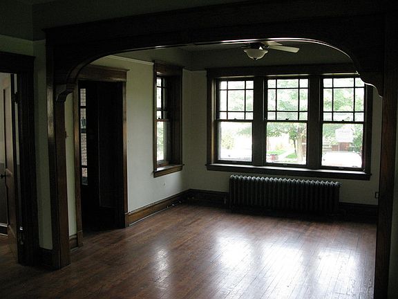 4th image of 2224 Cuyler Ave