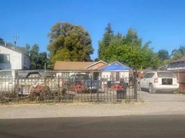 2124 N Myran Ave, Stockton, CA 95205