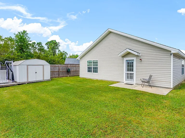 2624 Avondale Ct — Photo 30