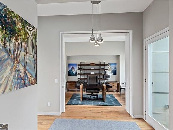 3rd image of 2496 Oostanaula Dr NE