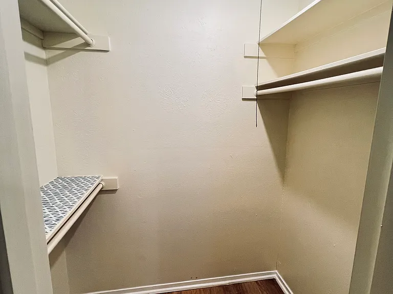 2102 Richwood Dr — Photo 22