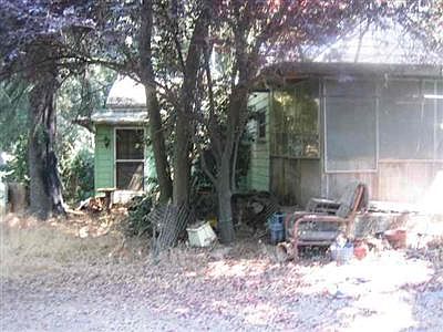 1st image of 1043 Central Park Dr