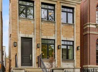 1220 W Henderson St, Chicago, IL 60657