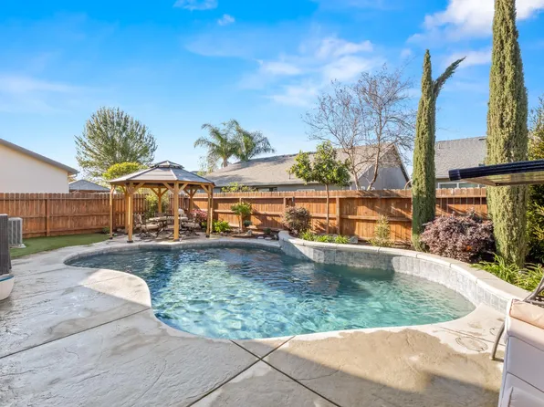6878 W Alana Dr, Fresno, CA 93722
