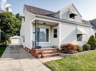 2610 Park Dr, Parma, OH