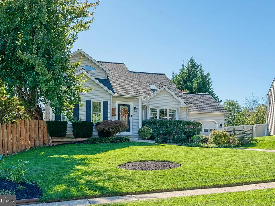224 Hitching Post Dr