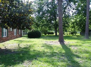 2003 Creswell St, Waycross, GA 31503