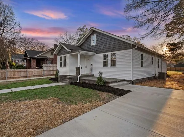 615 Atwater St, Burlington, NC 27215