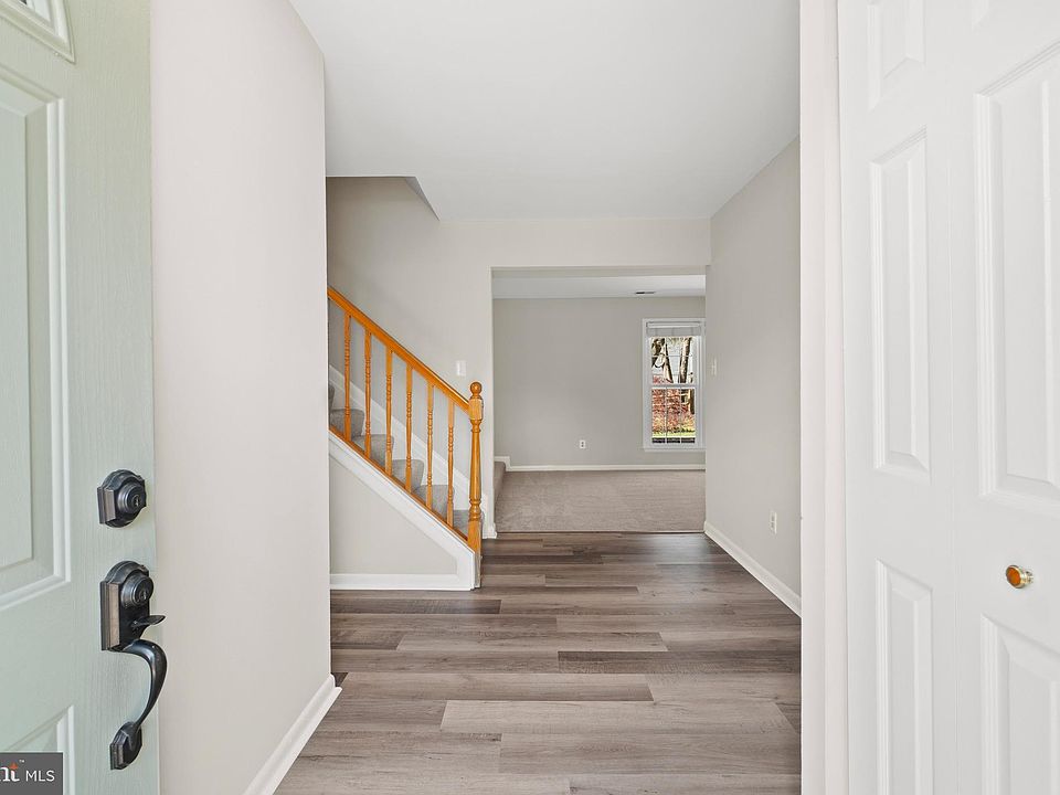 1st image of 1622 Sadlers Wells Dr