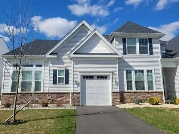 14 Gulfstream Rd, New Egypt, NJ 08533