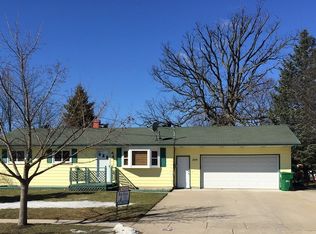 209 Shady Ln, Auburn, MI