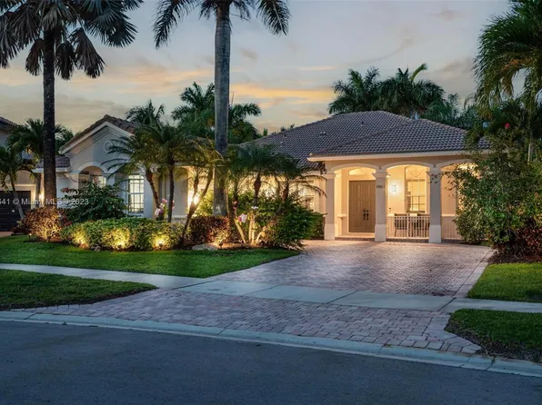 1861 Hidden Trail Ln, Weston, FL 33327