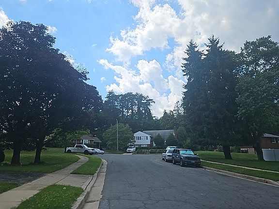 4th image of 1101 Rowan Ct