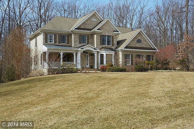 1st image of 5200 Summit Dr