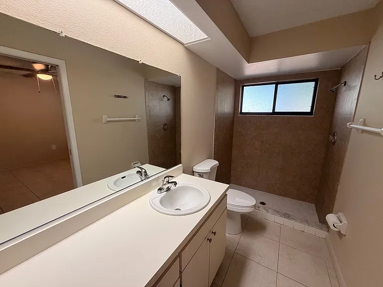 3109 Elmer St — Photo 13
