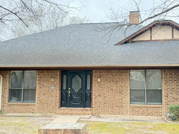 2304 Deanna Ave, Mount Pleasant, TX 75455