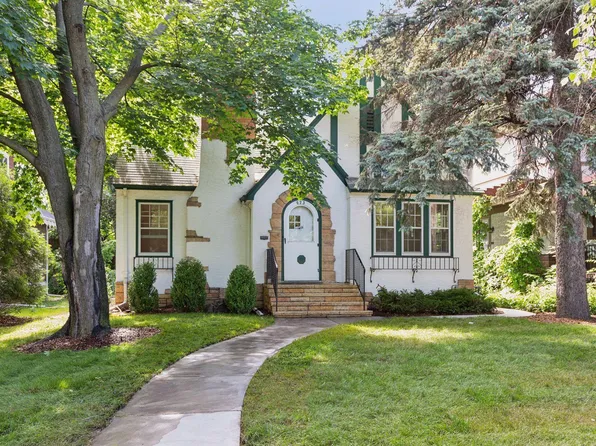 623 Lexington Pkwy N, Saint Paul, MN 55104