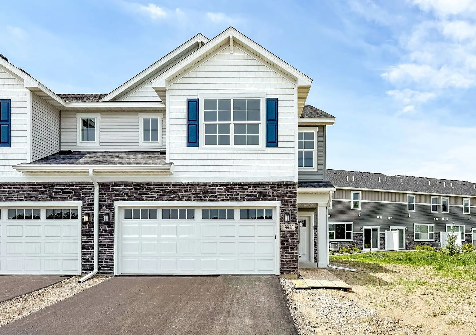 Grandview End Unit Townhome Plan In Corcoran's Hope Meadows Communitya Brand-New Townhome Develop... — Photo 1